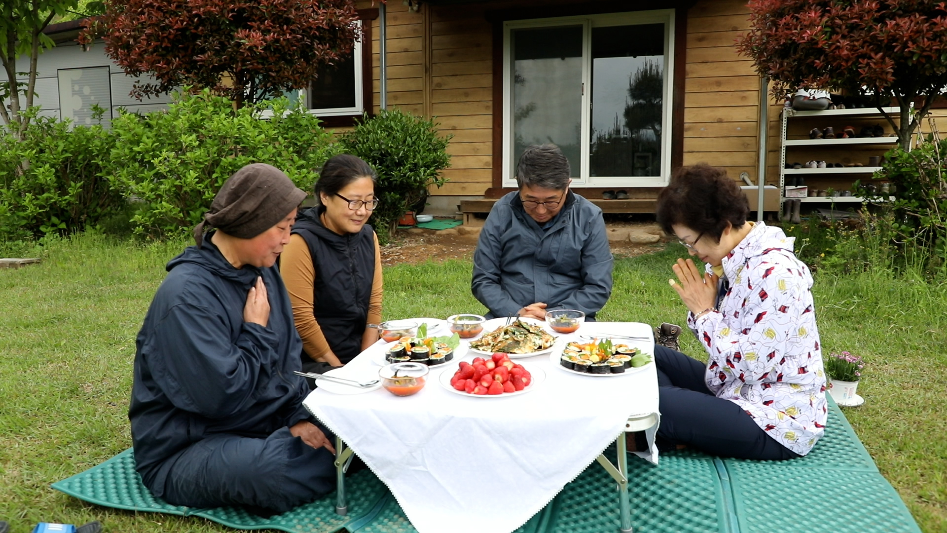 오늘의 TV | 온에어 | 전 국민의 평생학교 EBS 한국기행 [봄이 머물라 하네 5부. 리베와 에녹의 새봄]